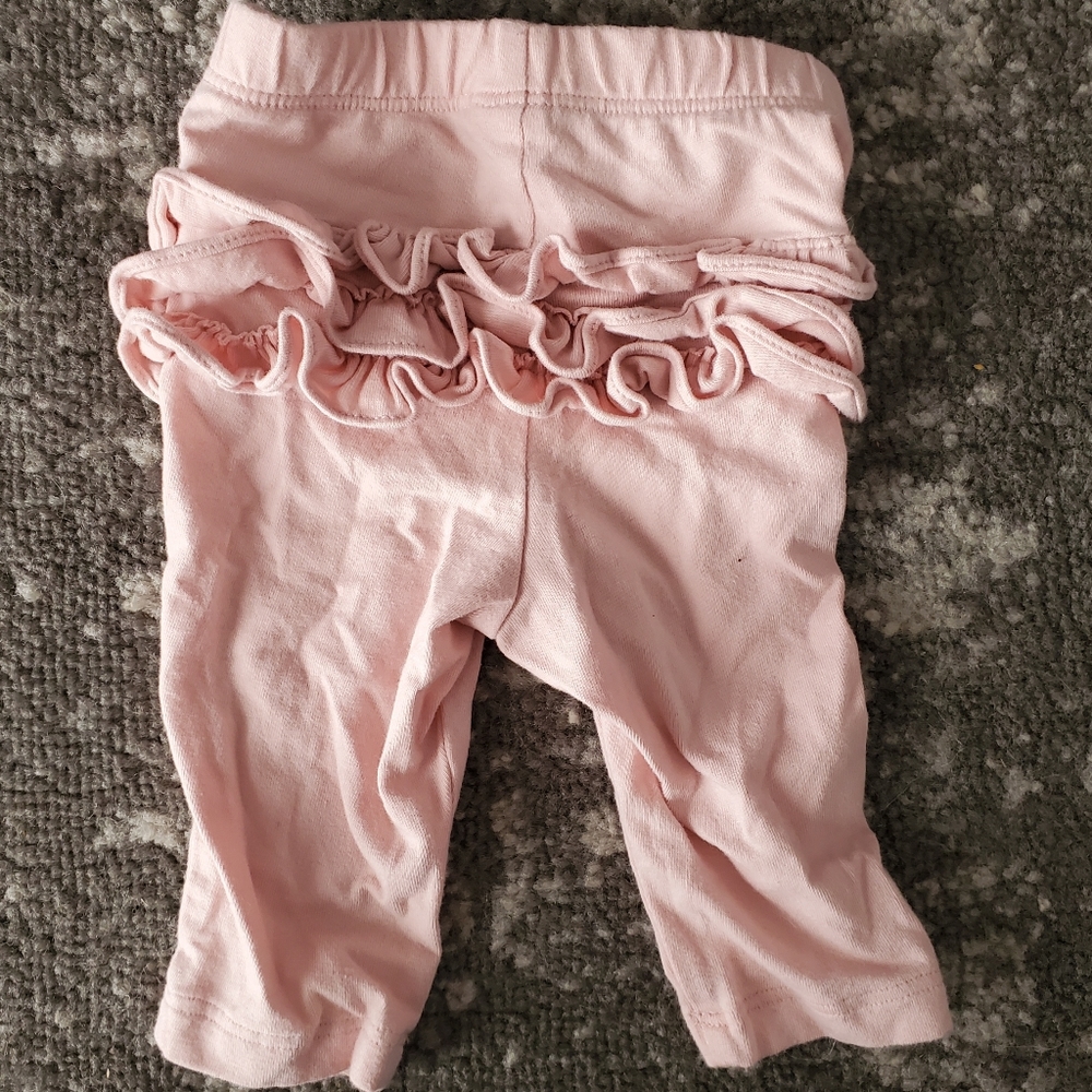 Old Navy Ruffle Bottom Pants
